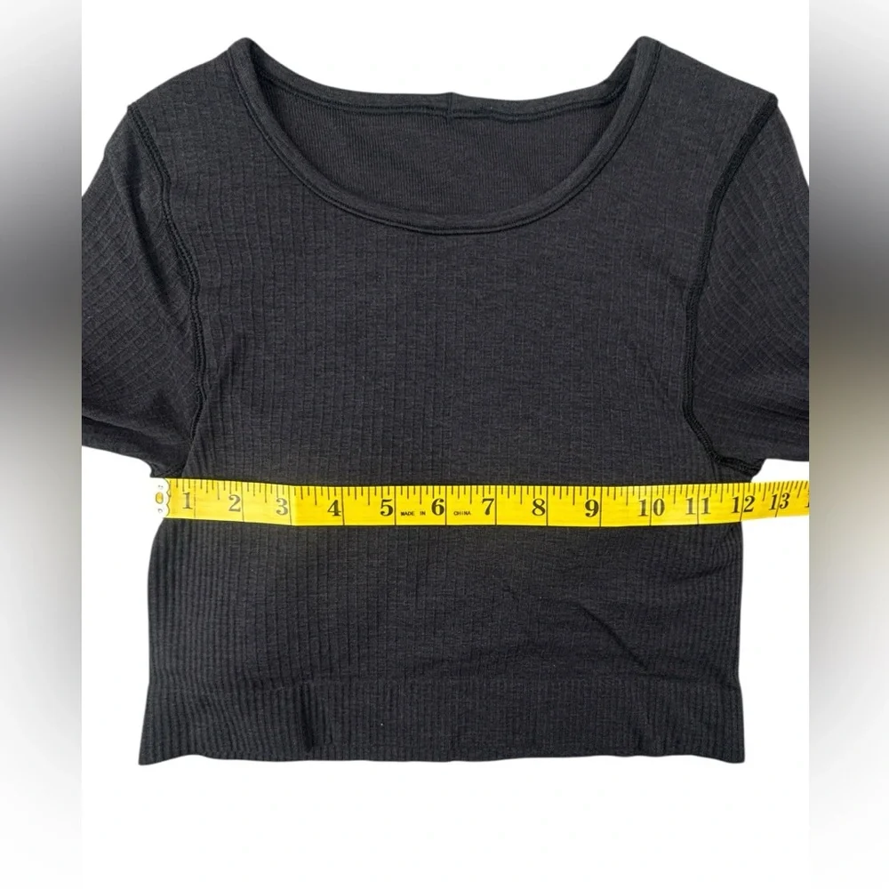 Lululemon |‎ Ebb to Street Long Sleeve Stretch Cropped Pullover Top | Black | 4